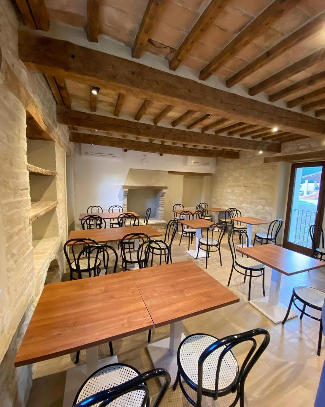 Agriturismo San Pellegrino Fermignano Esterno foto
