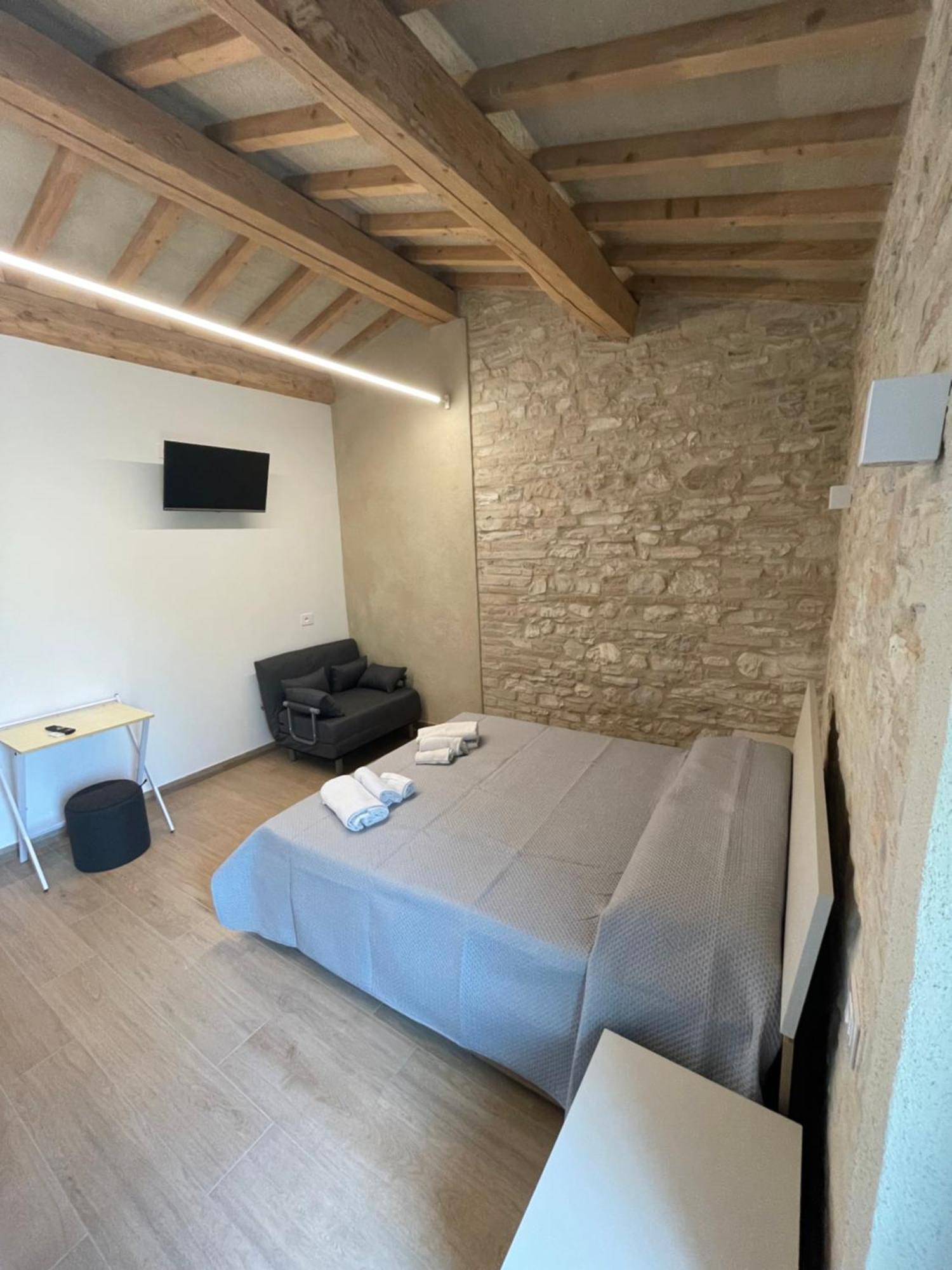 Agriturismo San Pellegrino Fermignano Esterno foto