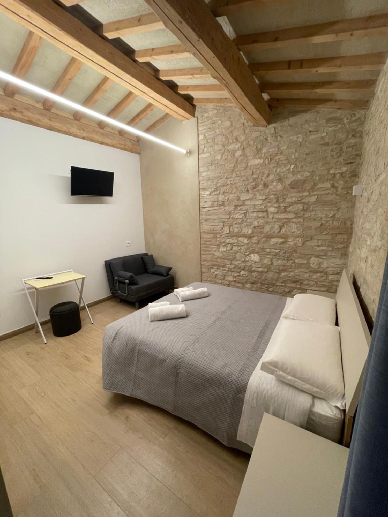 Agriturismo San Pellegrino Fermignano Esterno foto